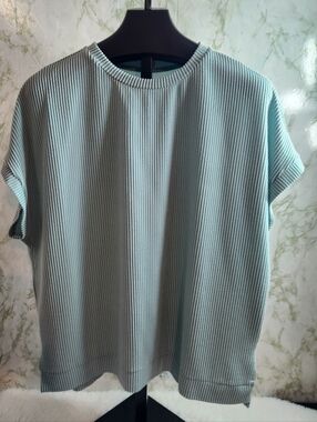 DOKOTOO Aqua Knit Top